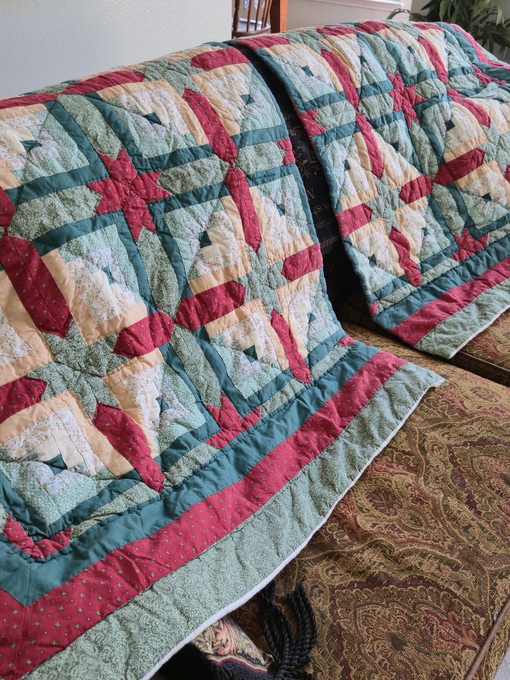 Vintage Quilted Christmas Curtain Panels Set 39x43 Patchwork Log Cabin Star Red